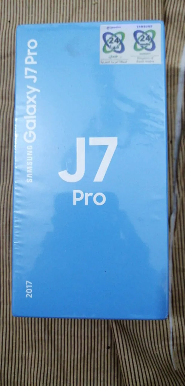 Samsung J7 Pro  - ad image 1